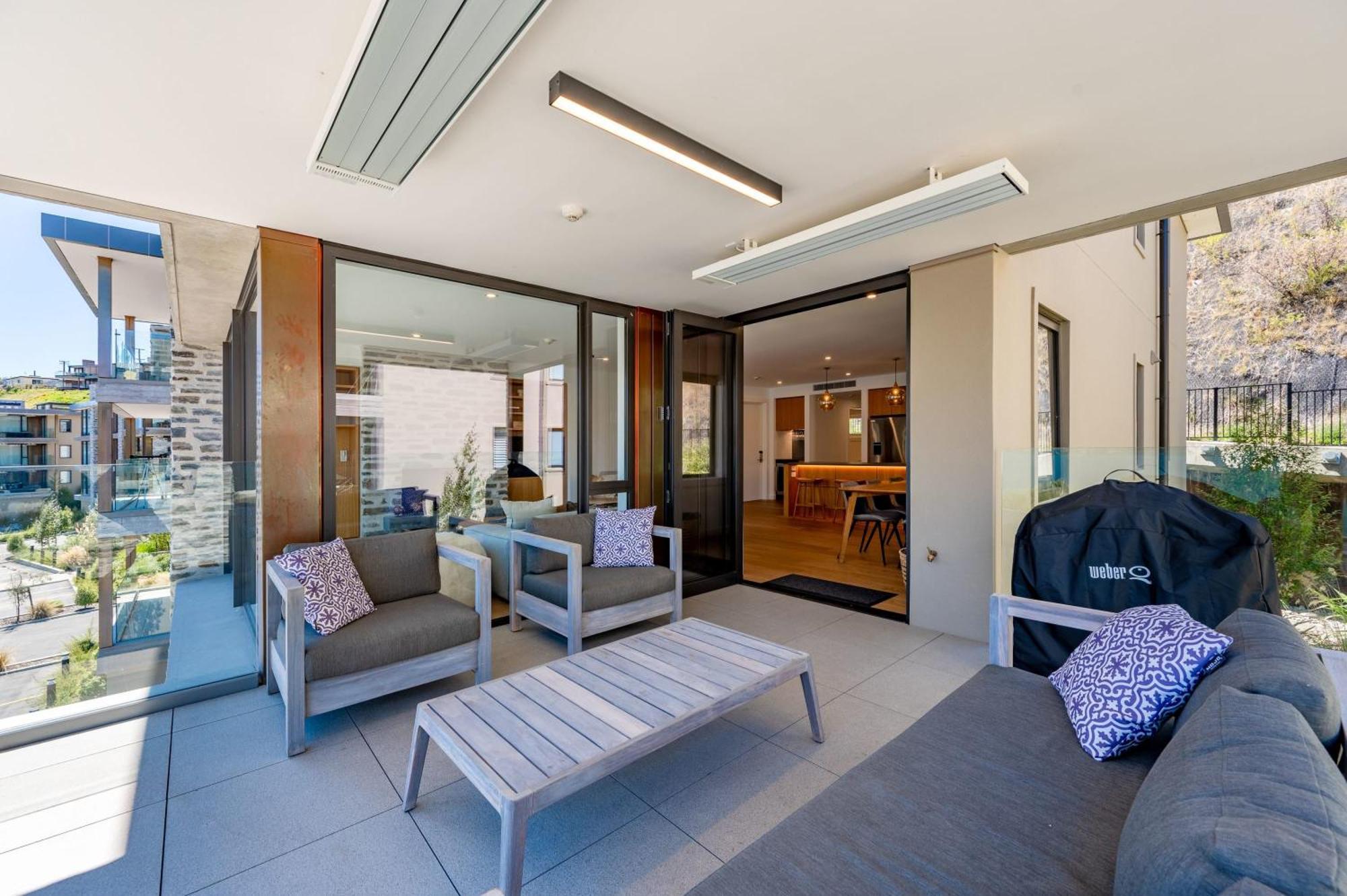 Lakeside Luxury 2 Bedroom Apartment Wanaka Esterno foto